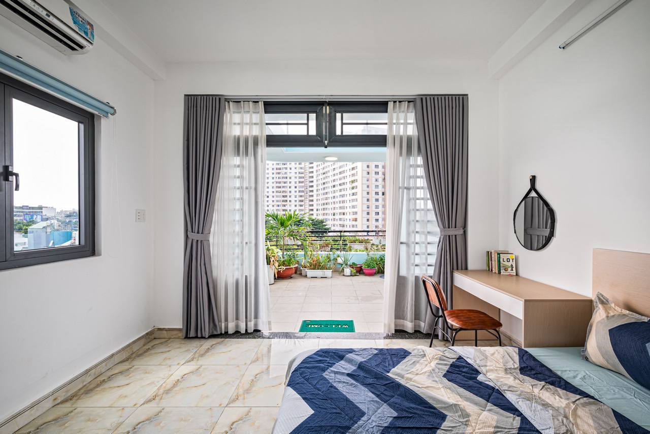 Apartment for rent in Ho Chi Minh City, Vietnam · District 1 · 1 room, 1 bath
