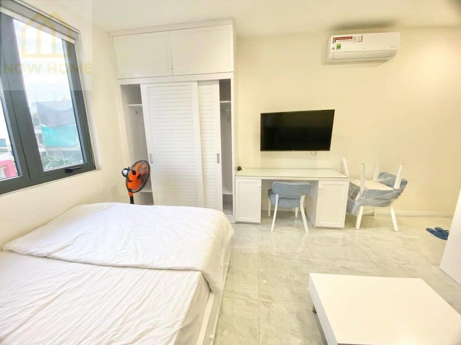 Apartment for rent in Ho Chi Minh City, Vietnam · Phu Nhuan · 1 room, 1 bath