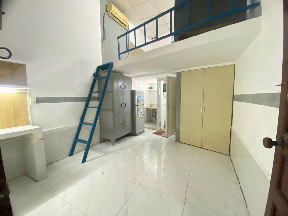 Apartment for rent in Ho Chi Minh City, Vietnam · Binh Thanh · 1 room, 1 bath