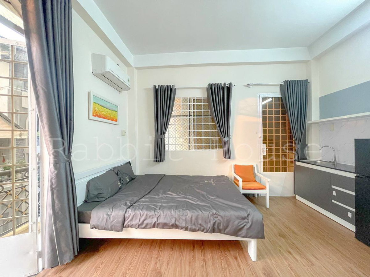 Apartment for rent in Ho Chi Minh City, Vietnam · Binh Thanh · 1 room, 1 bath