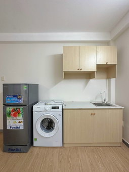Apartment for rent in Nha Be, Vietnam · 10 District · 1 room, 1 bath