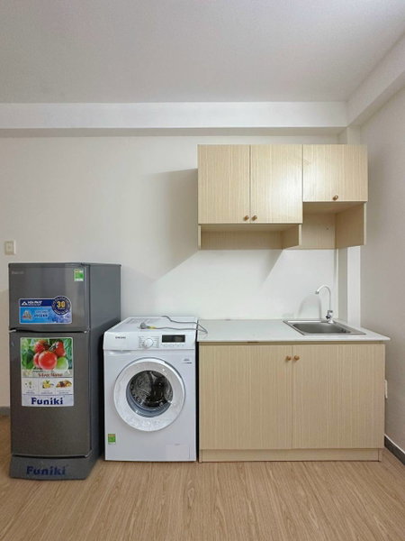 Apartment for rent in Nha Be, Vietnam · 10 District · 1 room, 1 bath
