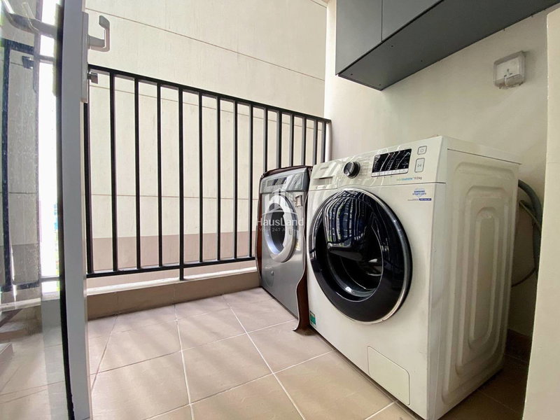 Apartment for rent in Ho Chi Minh City, Vietnam · Green View · 2 rooms, 2 baths