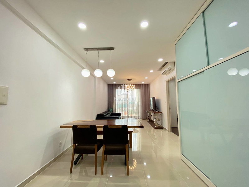 Apartment for rent in Ho Chi Minh City, Vietnam · Green View · 2 rooms, 2 baths