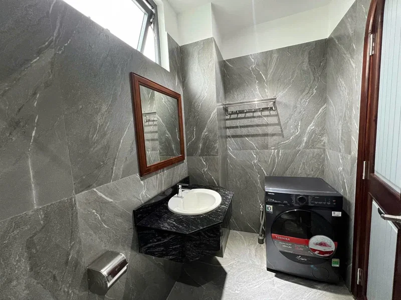 Apartment for rent in Da Nang, Vietnam · Ngu Hanh Son · 1 room, 1 bath