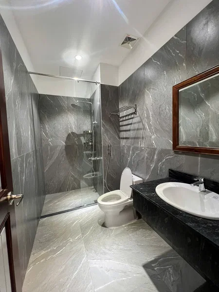 Apartment for rent in Da Nang, Vietnam · Khue My · 1 room, 1 bath