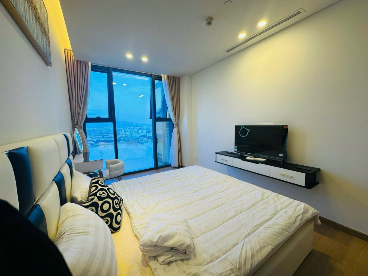 Sam Tower, Vietnam