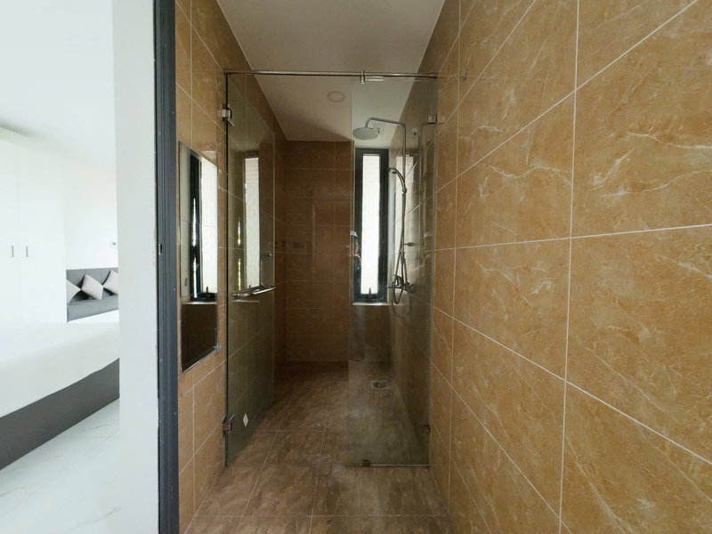 Apartment for rent in Da Nang, Vietnam · Ngu Hanh Son · 1 room, 1 bath