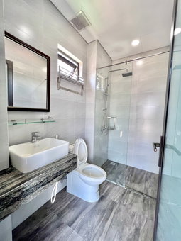 Apartment for rent in Da Nang, Vietnam · Ngu Hanh Son · 1 room, 1 bath