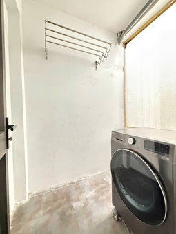 Apartment for rent in Da Nang, Vietnam · Ngu Hanh Son · 1 room, 1 bath