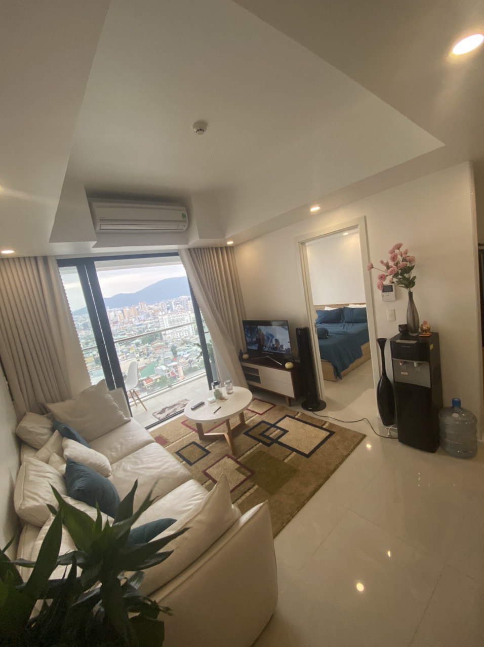 Hiyori Building, Vietnam