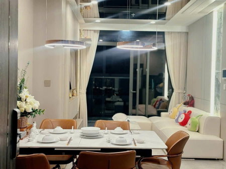 Apartment for rent in Hanoi, Vietnam · Filmore apartment building · 2 rooms, 1 bath