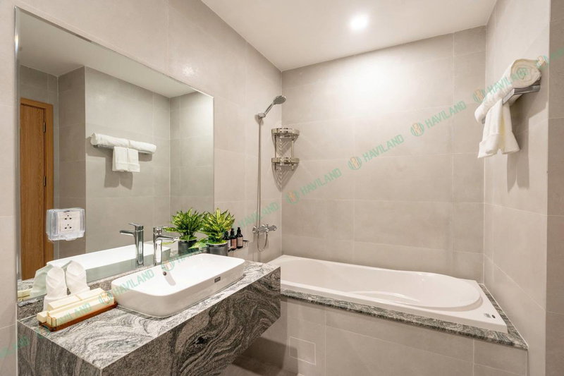 Apartment for rent in Da Nang, Vietnam · My An · 2 rooms, 2 baths