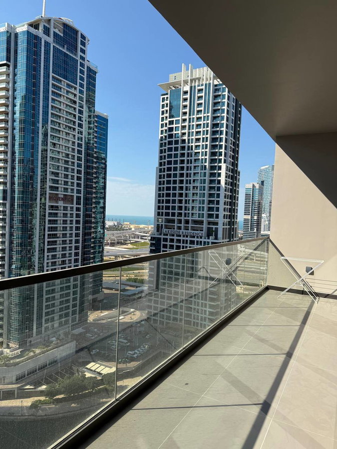 Apartment for rent in Dubai, United Arab Emirates · MBL Royal · 1 room, 1 bath