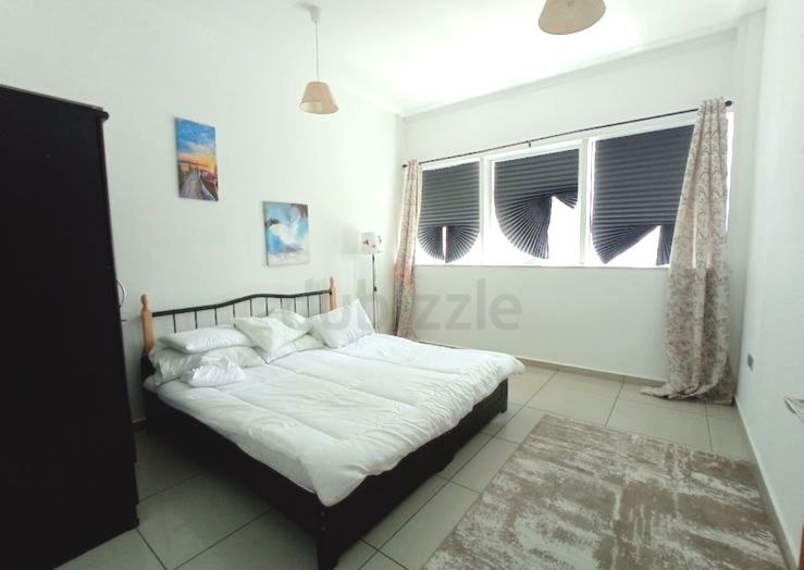 Apartment for rent in Dubai, United Arab Emirates · Marina Pinnacle Tower · 1 room, 1 bath