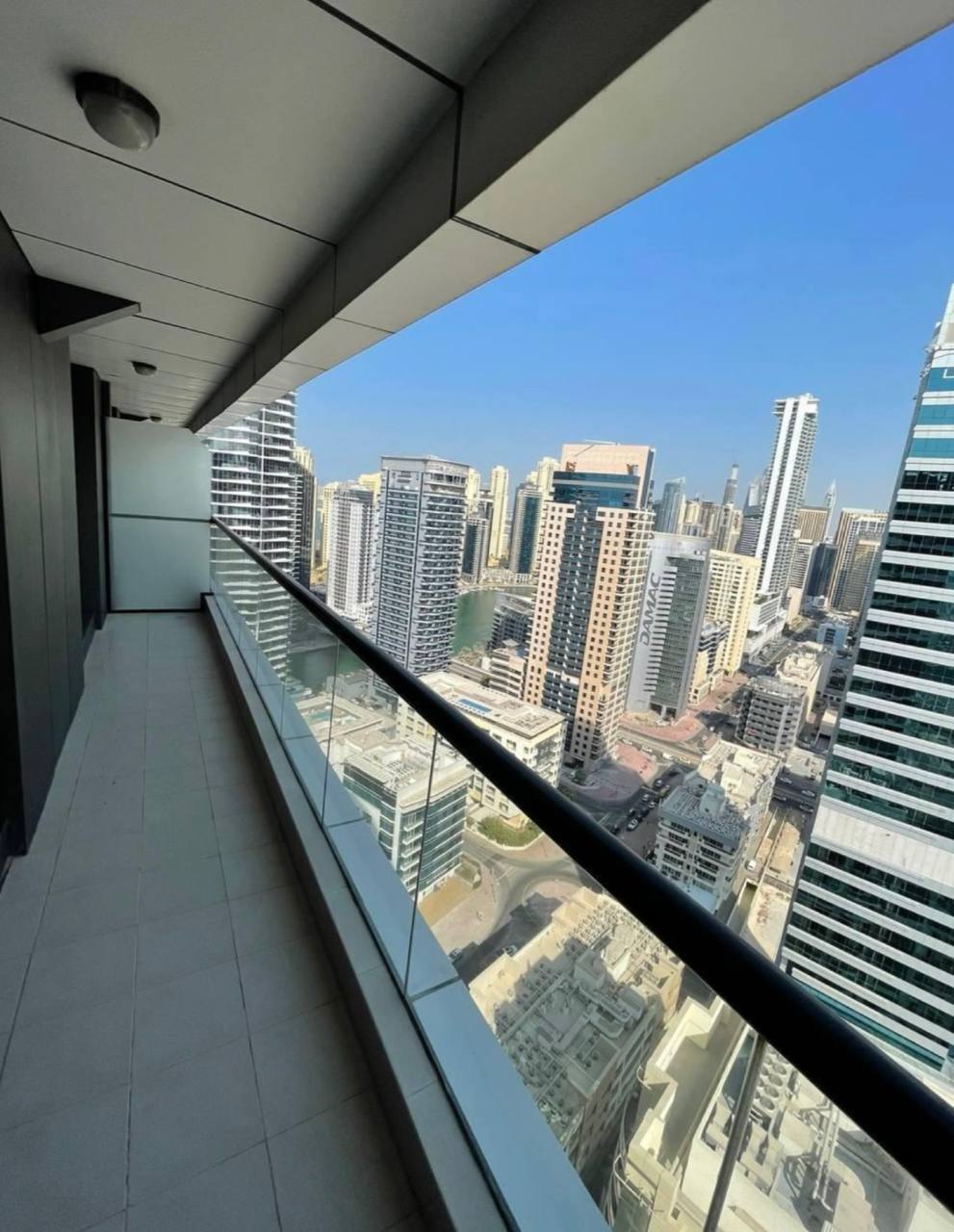 MarinaEscape Tower, Vereinigte Arabische Emirate
