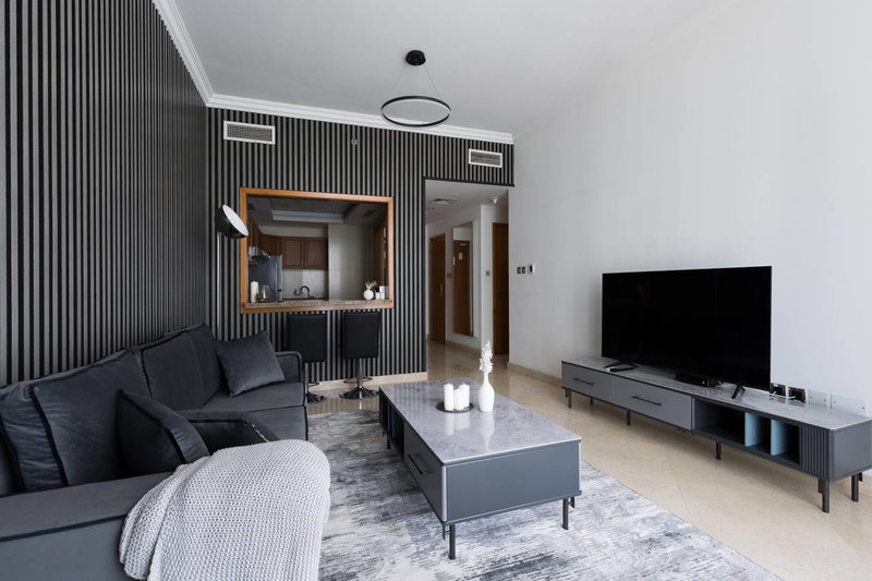 Room for rent in Dubai, United Arab Emirates · MarinaDorra Bay Tower · 1 room, 1 bath