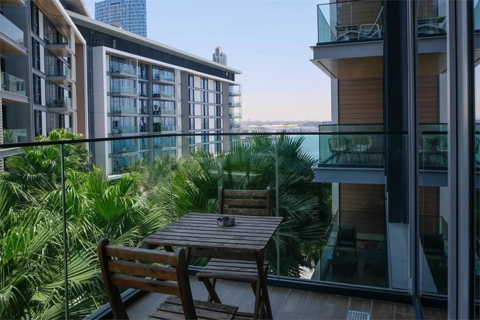 Room for rent in Dubai, United Arab Emirates · Bluewaters Residence · 1 room, 1 bath