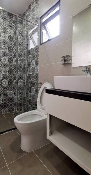 Room for rent in Nha Be, Vietnam · District 4 · 1 room, 1 bath