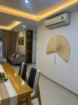 Apartment for rent in Ho Chi Minh City, Vietnam · Scenic Valley · 2 rooms, 1 bath