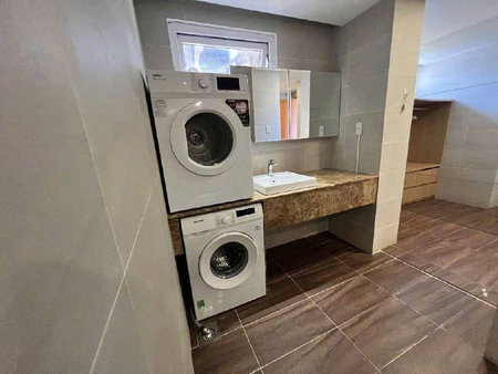 Apartment for rent in Ho Chi Minh, Vietnam · District 2 · 1 room, 1 bath