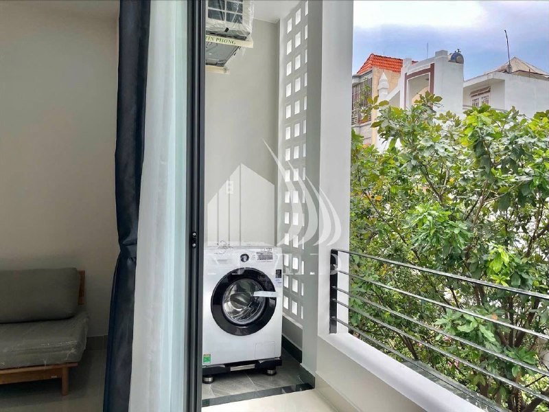 Room for rent in Ho Chi Minh, Vietnam · District 2 · 1 room, 1 bath