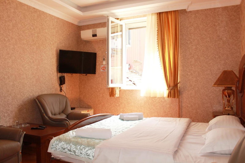 Hotel Elegant Garden, Batumi, Georgien