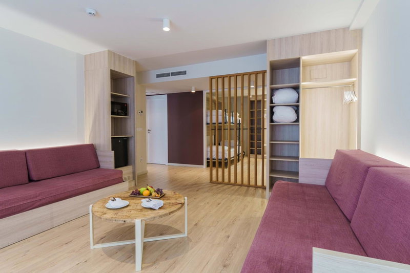 Hotel & Aparthotel Cosmos, Andorra la Vella, Andorra