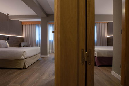 Yomo Eureka, Andorra la Vella, Andorra