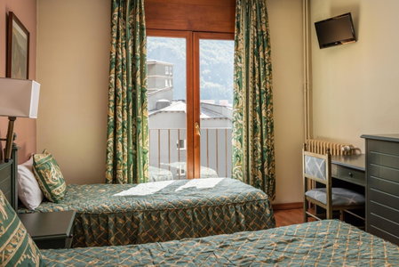 Hotel Sant Jordi by ALEGRIA, Andorra la Vella, Andorra