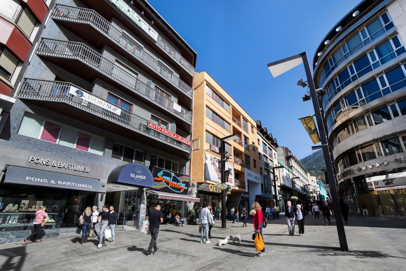 Glaner Hotel Cafe, Andorra la Vella, Andorra