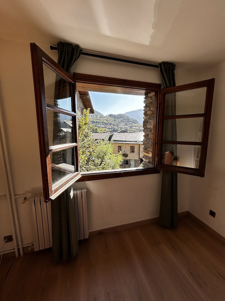 Hotel Rural Santa Bàrbara de la Vall d'Ordino, Andorra