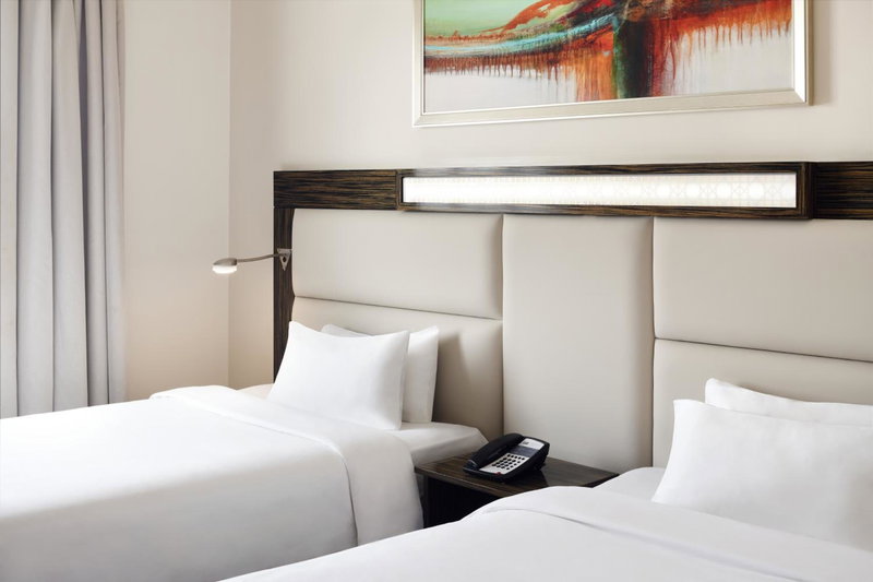 Holiday Inn Express Dubai Internet City by IHG, Дубай, ОАЭ