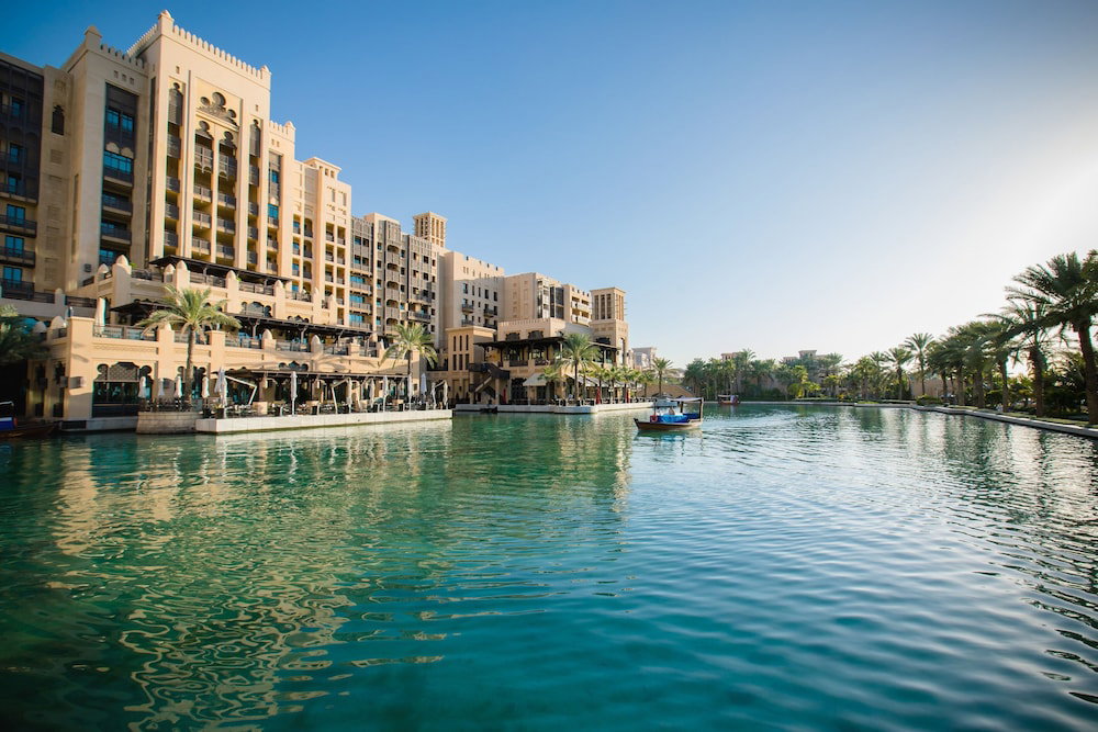 Hotel · Jumeirah Mina Al Salam Dubai, Dubai