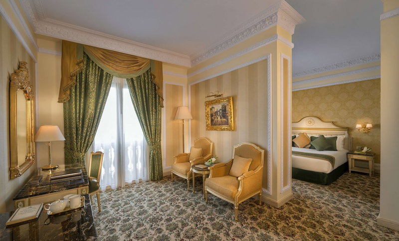 Royal Rose Abu Dhabi, a Curio by Hilton Affiliated Hotel, Abu Dhabi, United Arab Emirates