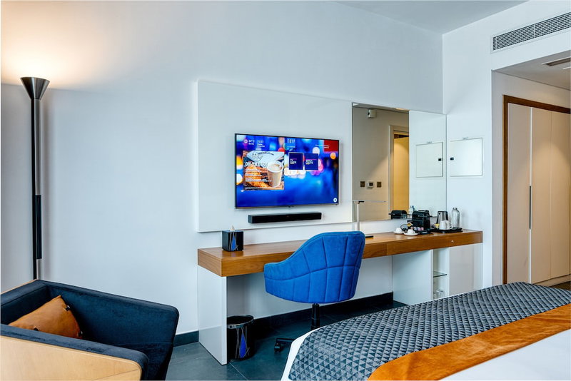 TRYP by Wyndham Dubai, Дубай, ОАЭ