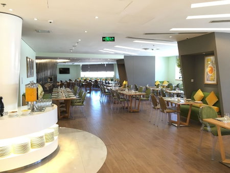 Ramada by Wyndham Abu Dhabi Corniche, Абу-Даби, ОАЭ