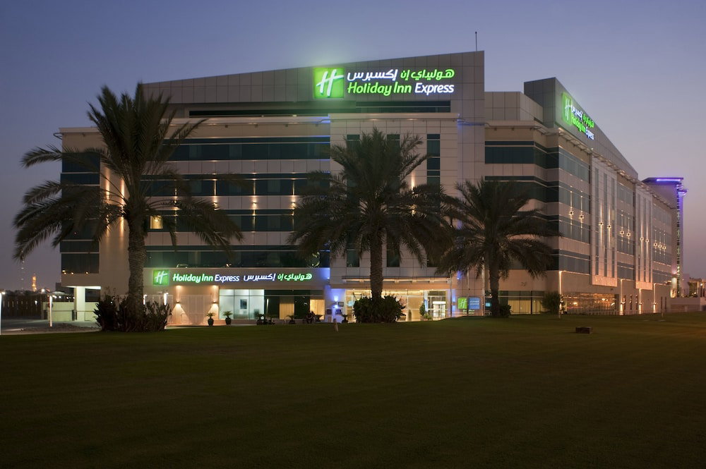 Hotel · Holiday Inn Express Dubai Airport by IHG, Dubai