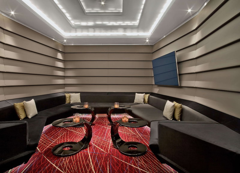 V Hotel Dubai, Curio Collection by Hilton, Dubai, Vereinigte Arabische Emirate