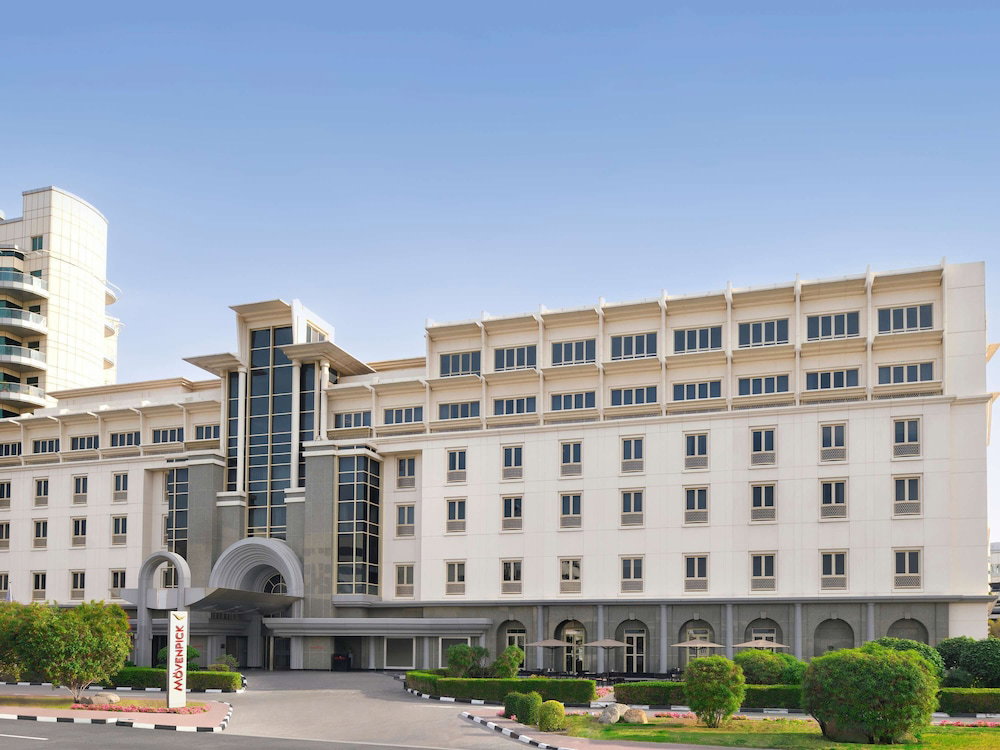 Hotel · Mövenpick Hotel & Apartments Bur Dubai, Dubai