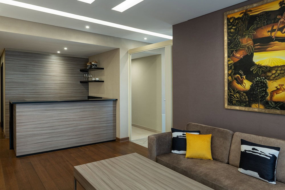 Hotel · Four Points by Sheraton Production City, Dubai, Dubai