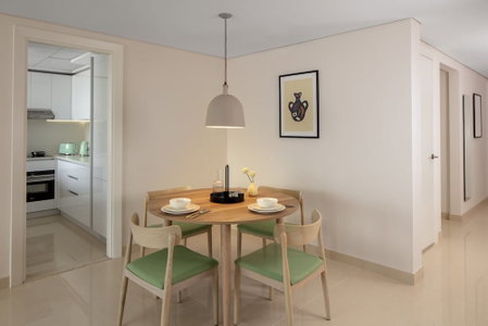 Staybridge Suites Dubai Internet City by IHG, Дубай, ОАЭ