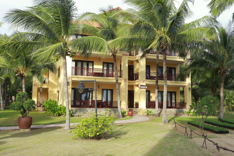 Pandanus Resort - Complimentary Minibar, Phan Thiet, Vietnam
