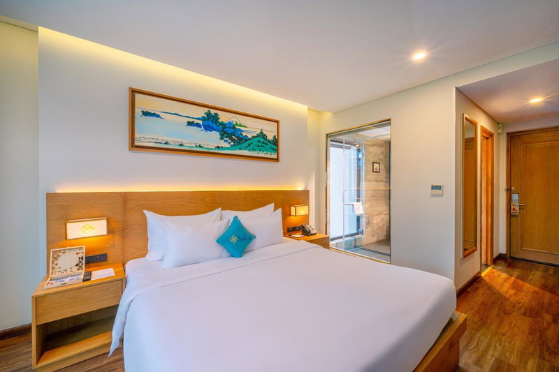 Sala Danang Beach Hotel, Дананг, Вьетнам