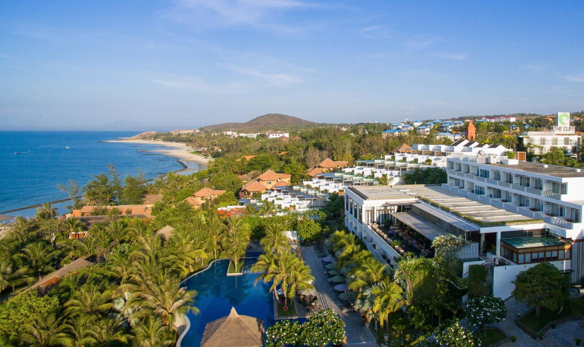Отель · The Cliff Resort & Residences, Phan Thiet