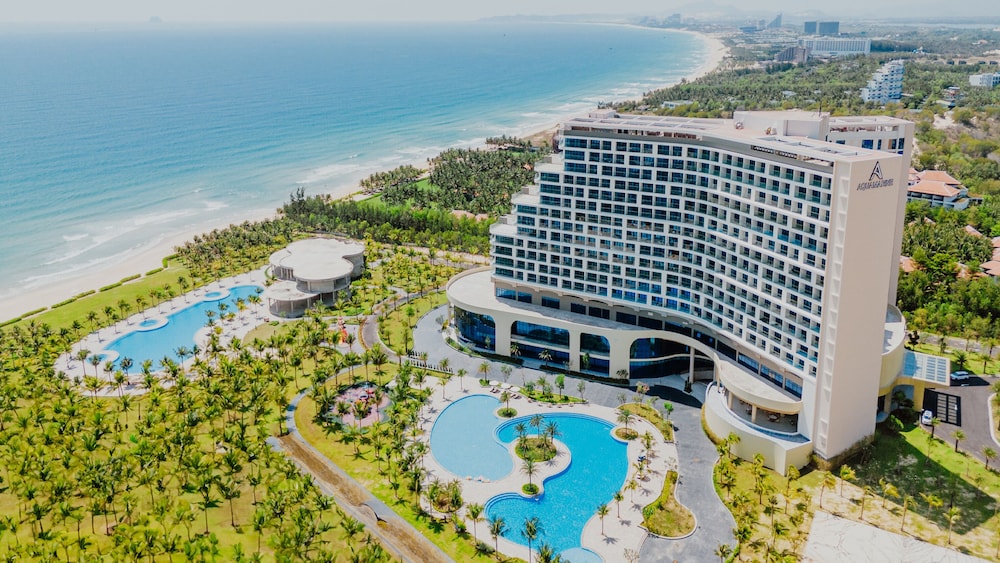 Отель · Aquamarine Cam Ranh By Swandor - All Inclusive, Нячанг