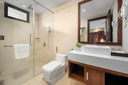 Yarra Ocean Suites Danang, Дананг, Вьетнам