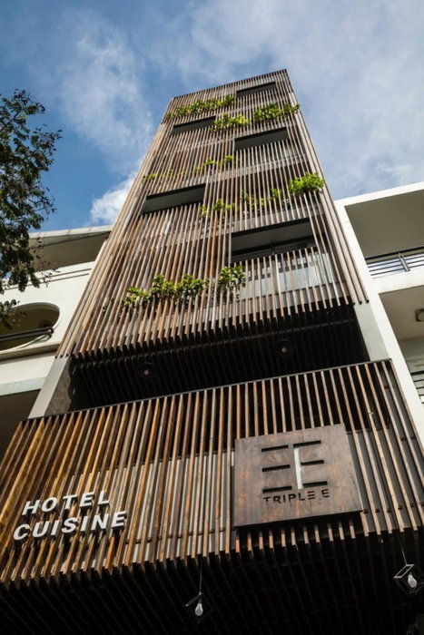 Triple E Hotel Fine Art Museum, Nhà Bè, Việt Nam