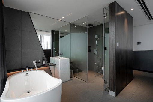 Draco Hotel & Suites, Da Nang, Vietnam