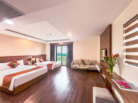 Night Sea Hotel, Duong GJong, Vietnam